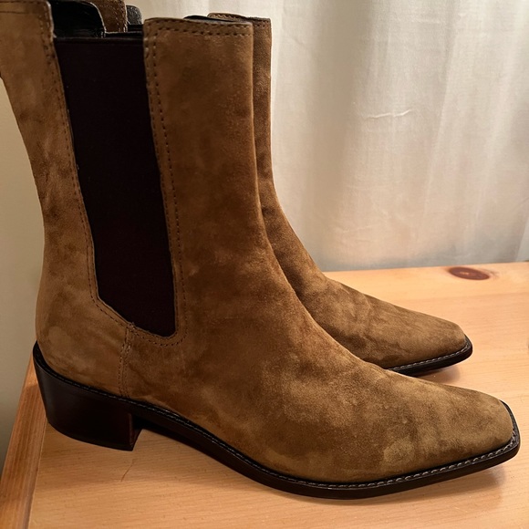 Tory Burch Chelsea Boot - Picture 6 of 8